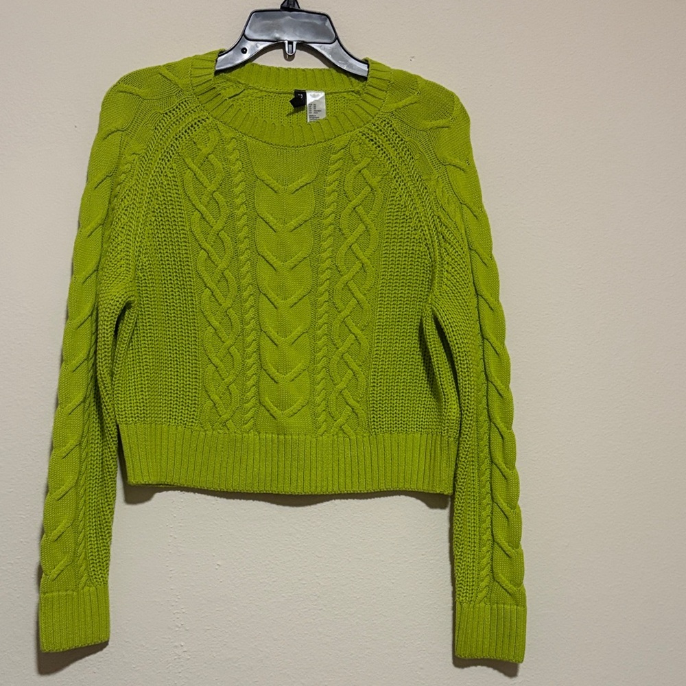 H&M sweater size XS